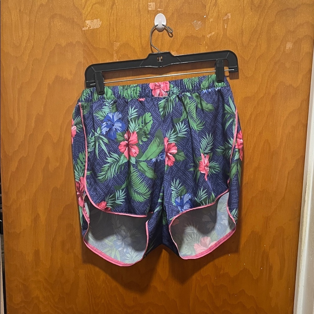 Tommy Bahama Women's Floral Pajama Shorts - Navy and Pink